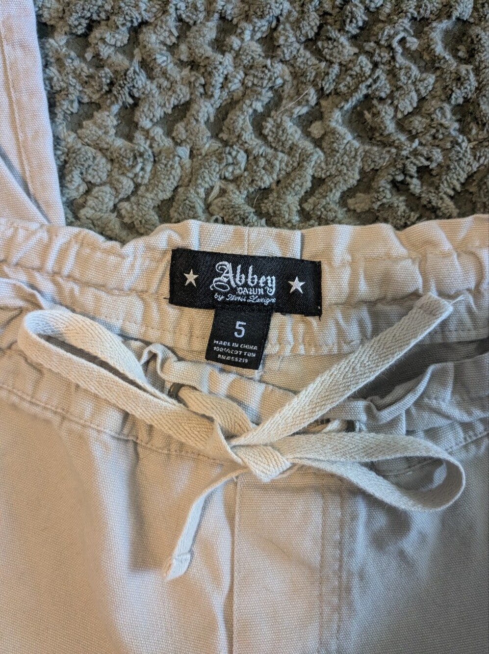 Y2K Abbey Dawn Cargo capris - Picture 2 of 5